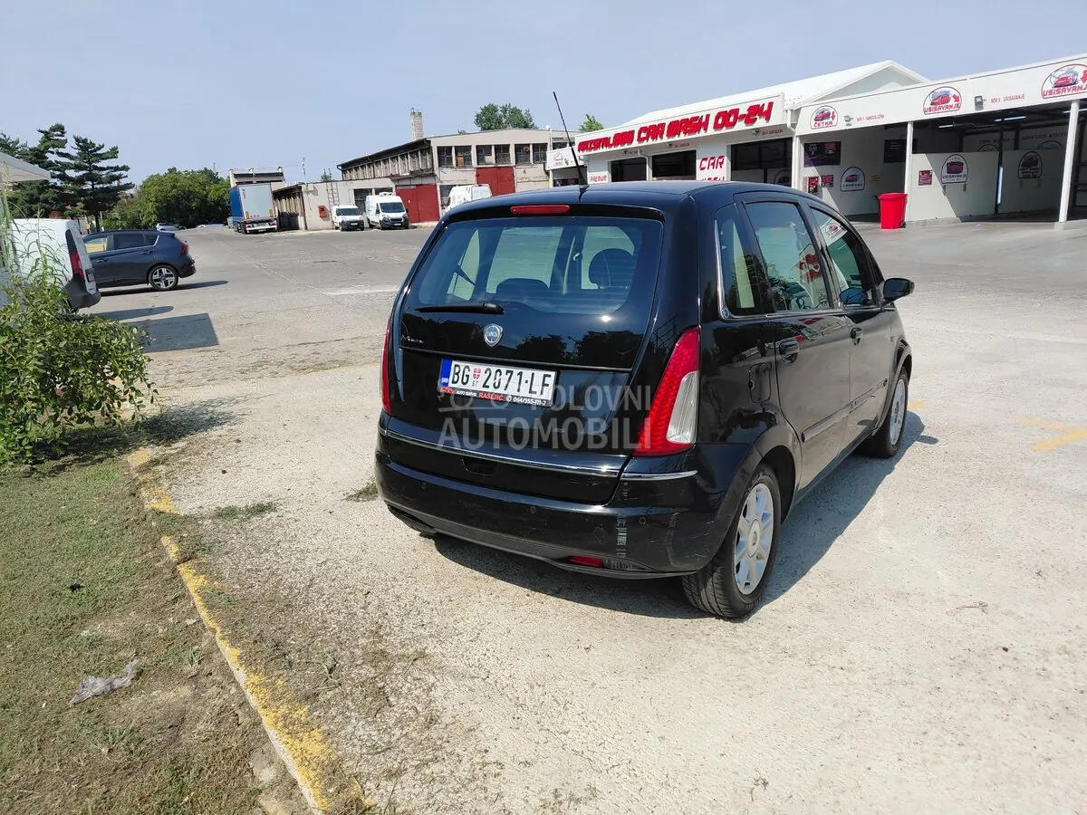 Lancia Musa 2009 photo 4