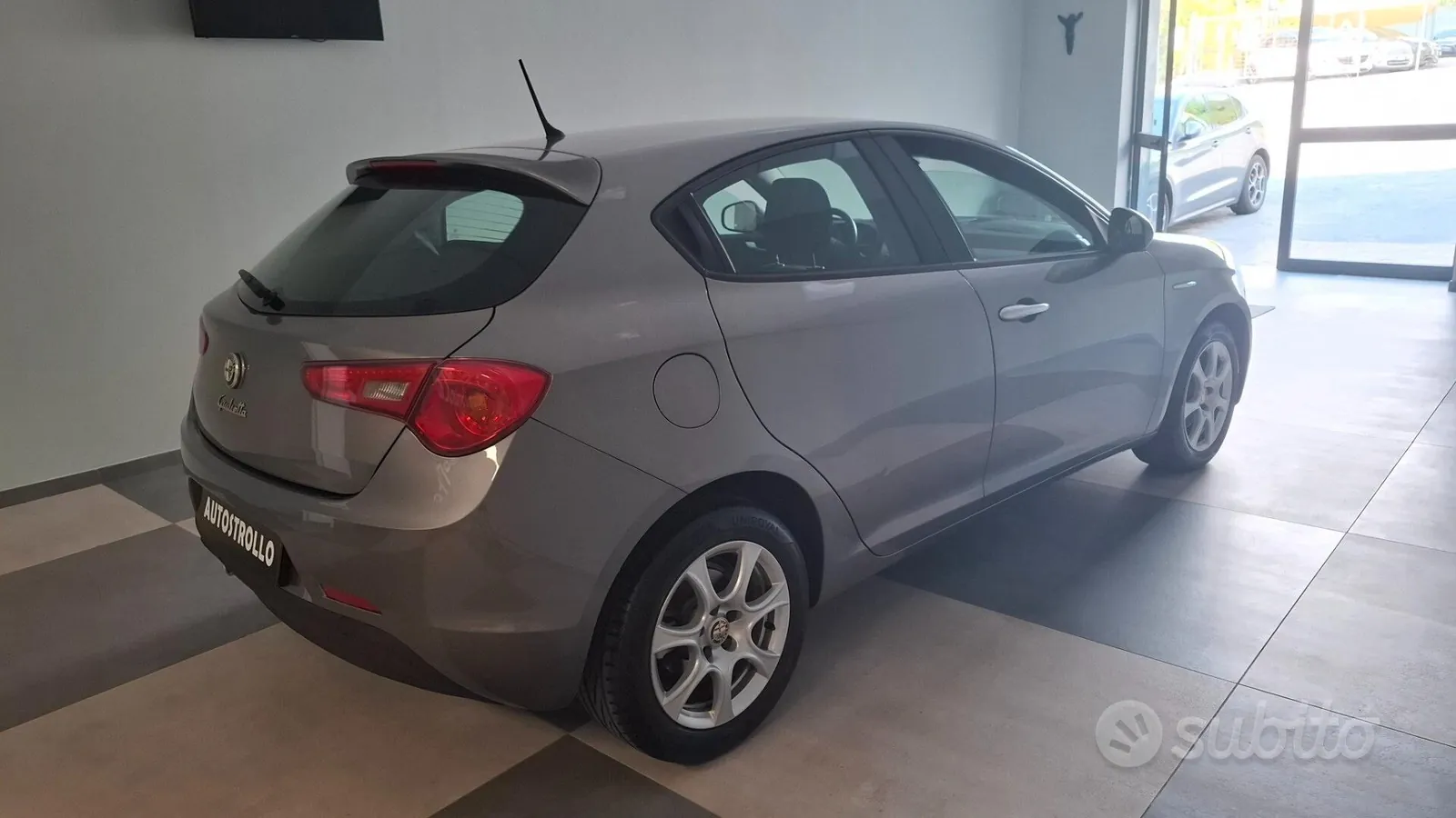 Alfa Romeo Giulietta 2012 photo 4
