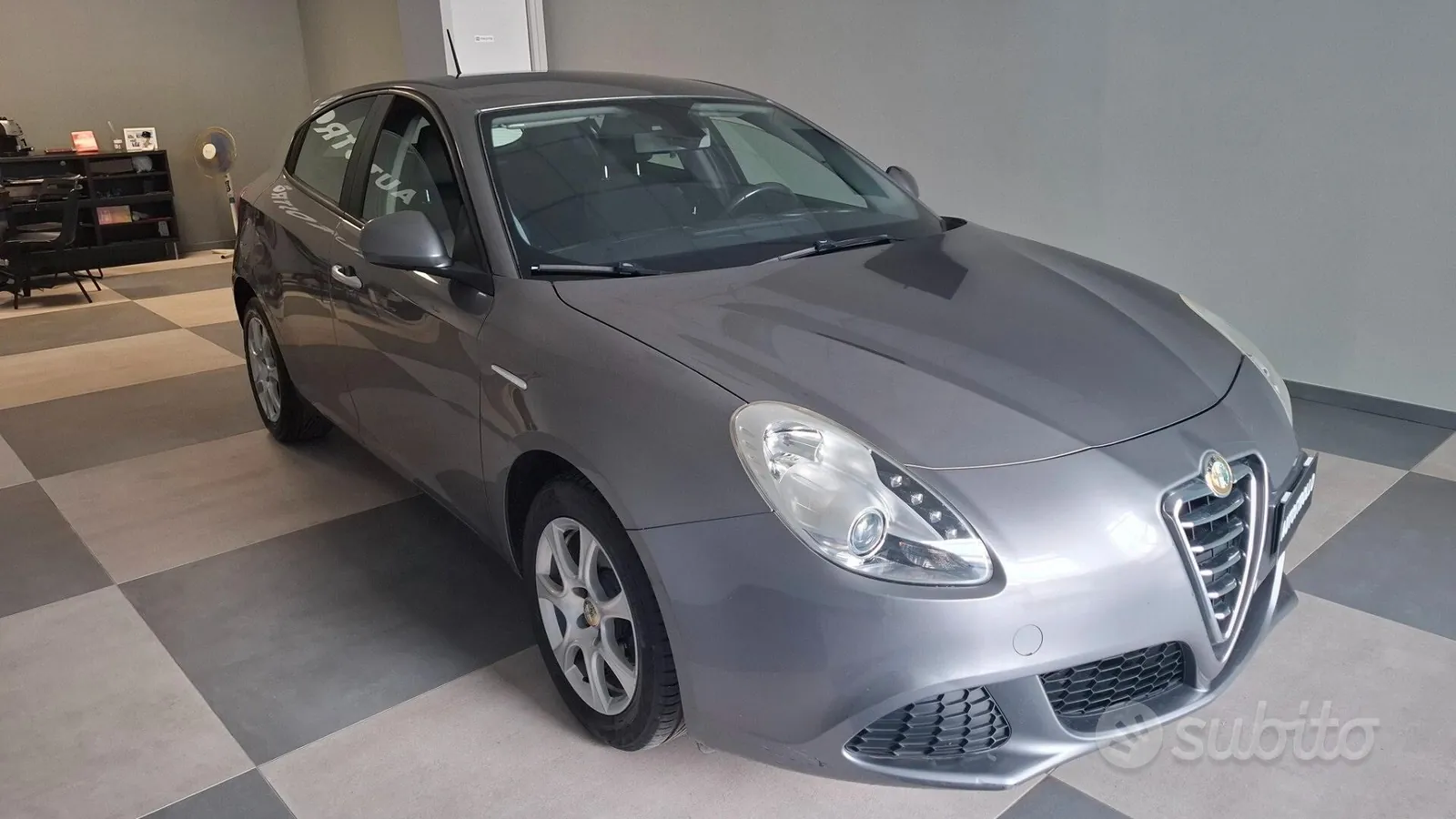 Alfa Romeo Giulietta 2012 photo 3