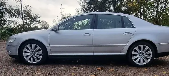 Volkswagen Phaeton 2005 photo 3