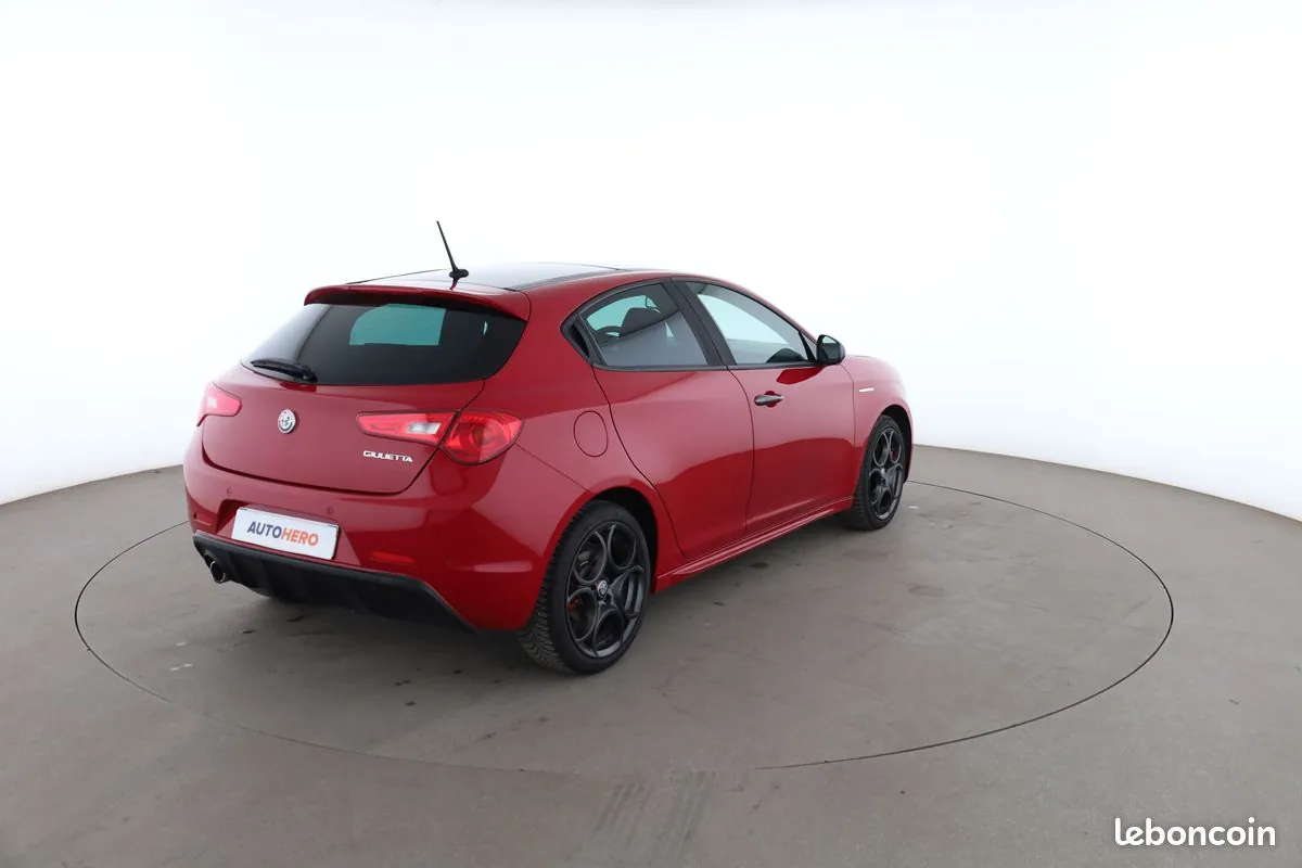 Alfa Romeo Giulietta 2019 photo 3