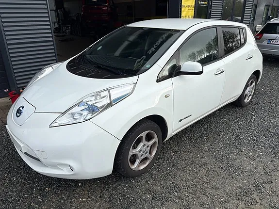 Nissan Leaf 2016 photo 2