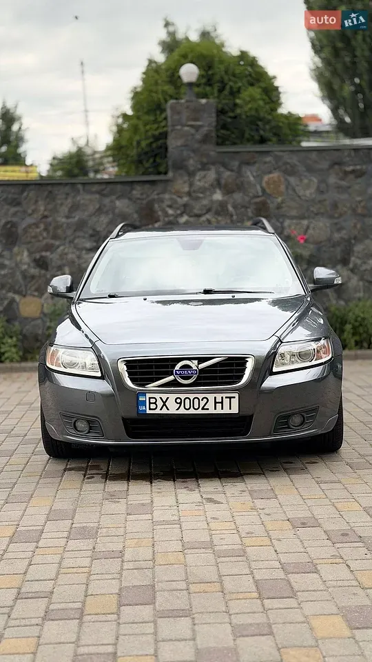 Volvo V50