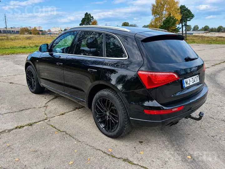 Audi Q5 2009 photo 4