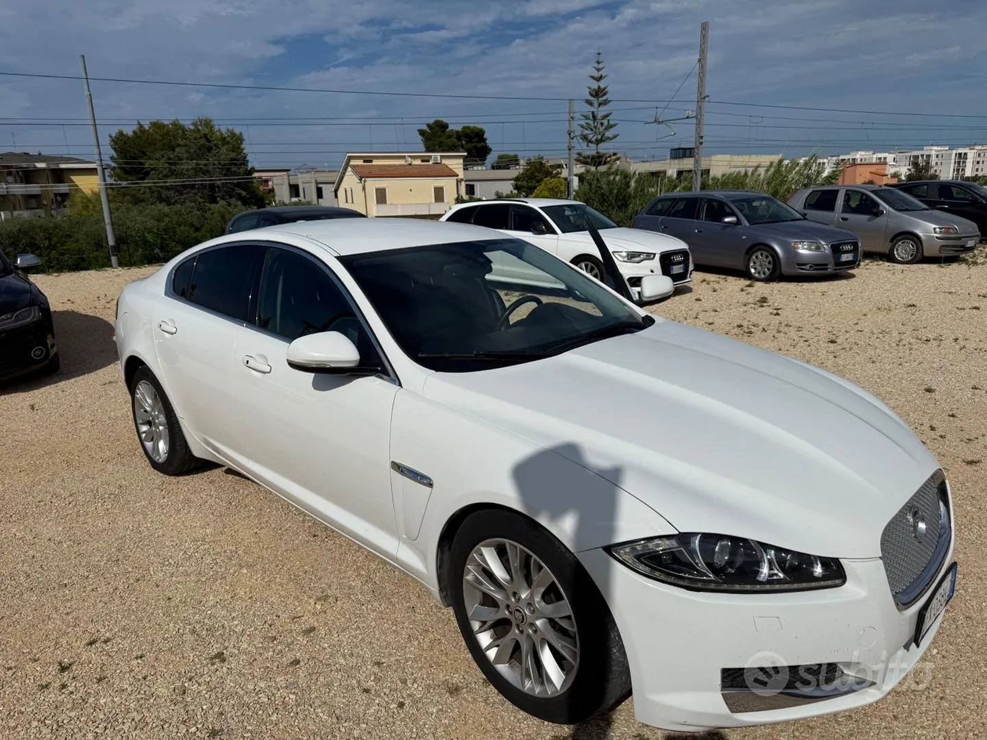Jaguar Xf 2012 photo 5