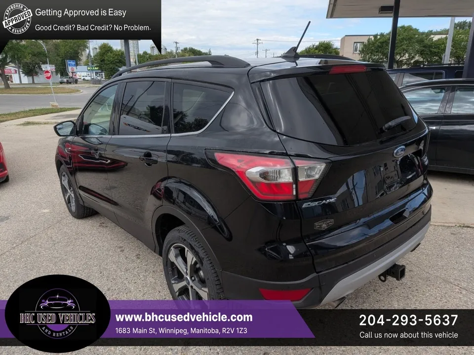 Ford Escape 2018 photo 2