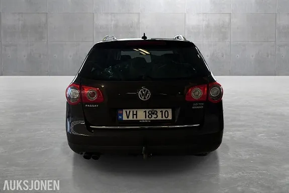 Volkswagen Passat 2010 photo 5