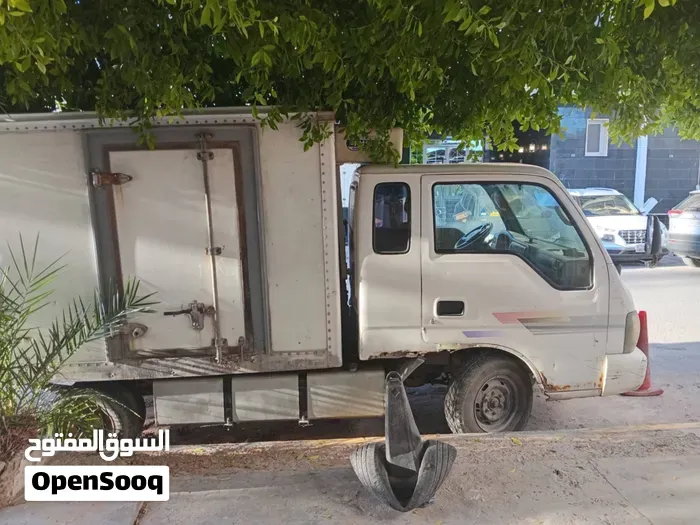 Kia Farsan 2007 photo 4