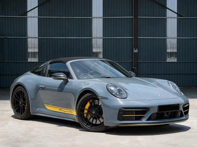 Porsche 911 Targa 4 Gts