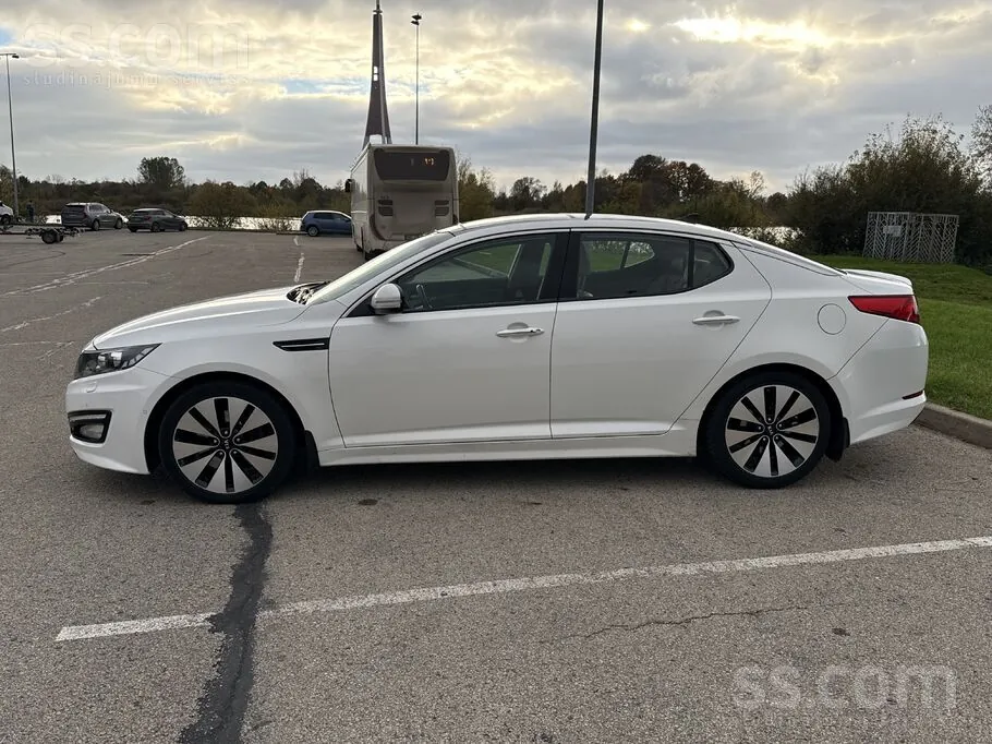 Kia Optima 2012 photo 3
