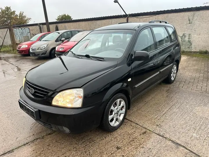 Kia Carens