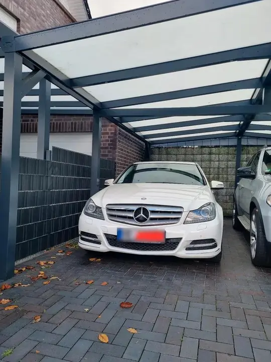Mercedes-Benz C200
