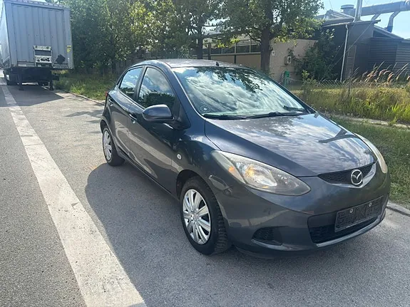 Mazda 2 2008 photo 5