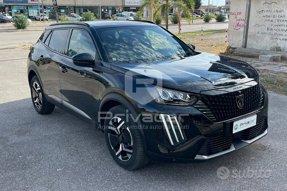 Peugeot 2008 2023 photo 3