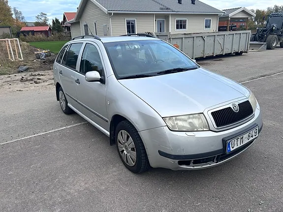 Skoda Fabia 2004 photo 4
