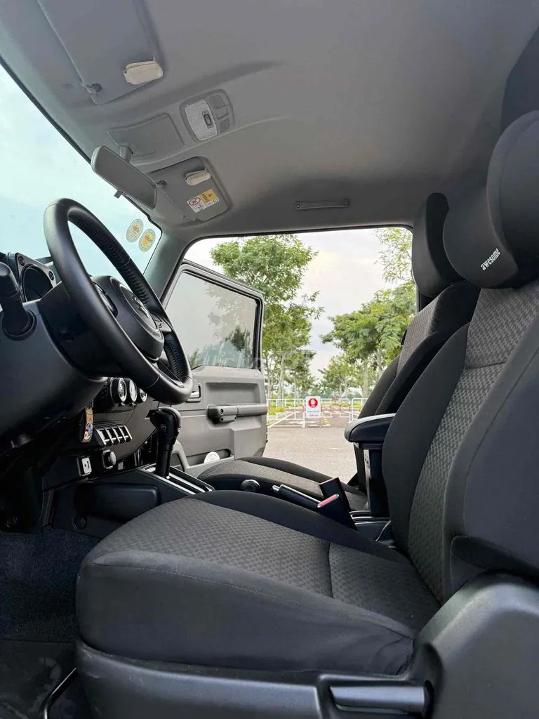 Suzuki Jimny 2024 photo 5
