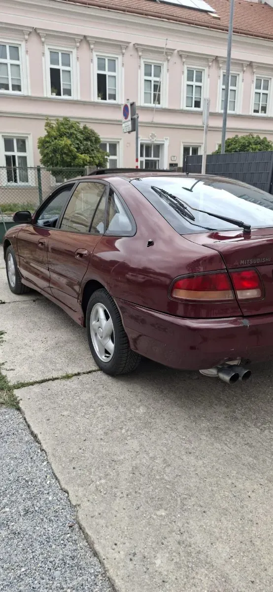 Mitsubishi Galant 1993 photo 3