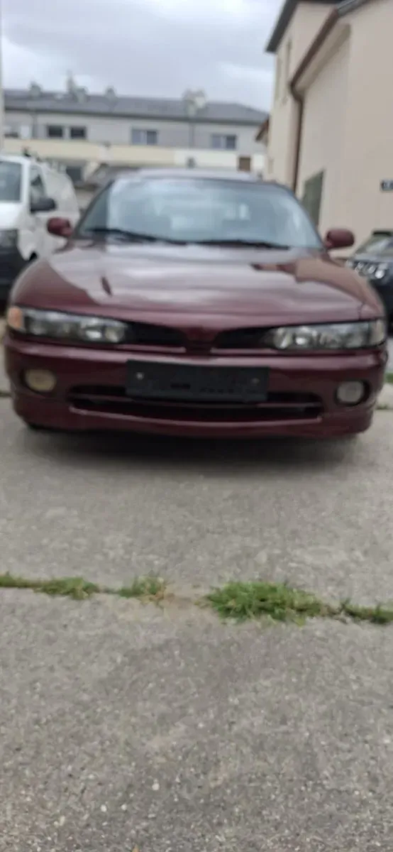 Mitsubishi Galant 1993 photo 2