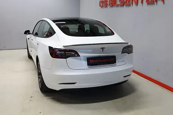 Tesla Model 3 2021 photo 5