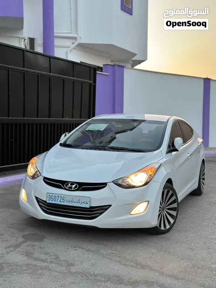 Hyundai Avante 2013 photo 5