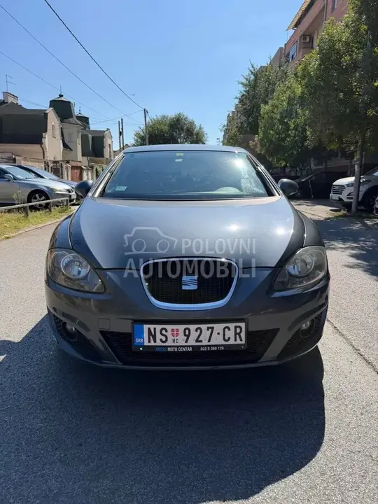Seat Leon 2011 photo 2
