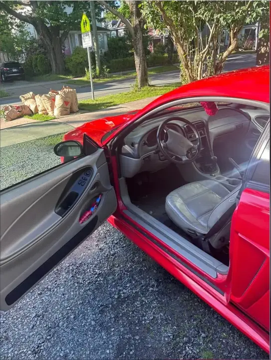 Ford Mustang 2001 photo 5