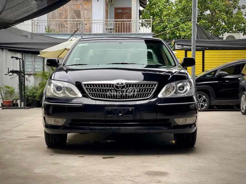 Toyota Camry 2004 photo 2
