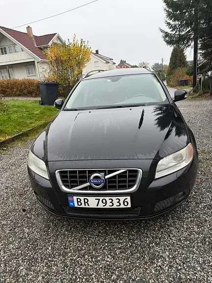Volvo V70 2009 photo 2