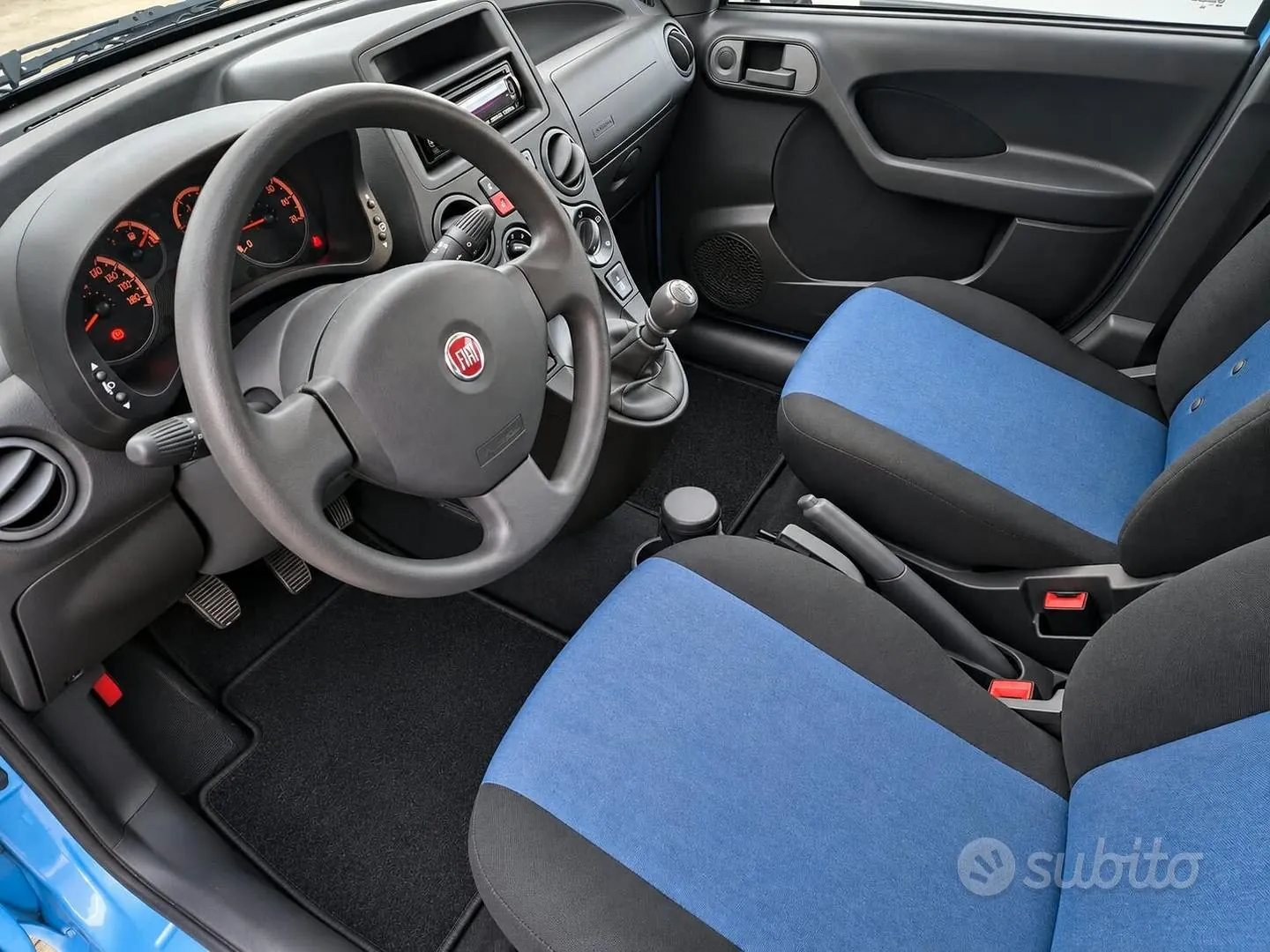 Fiat Panda 2011 photo 2