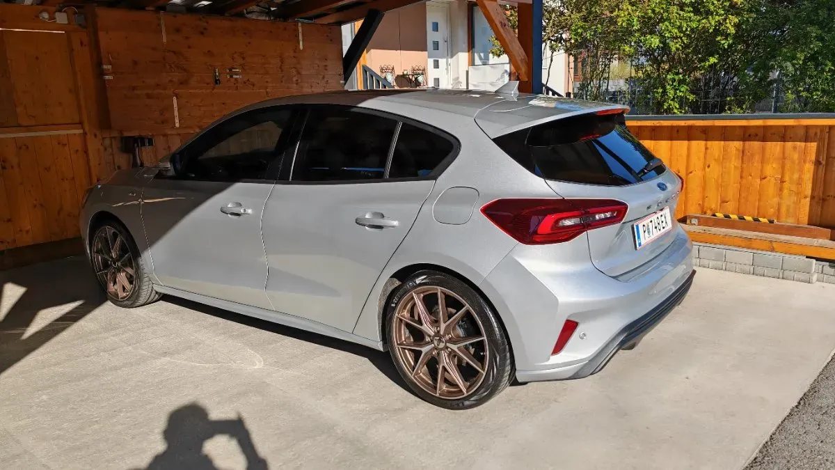 Ford Focus 2022 photo 3