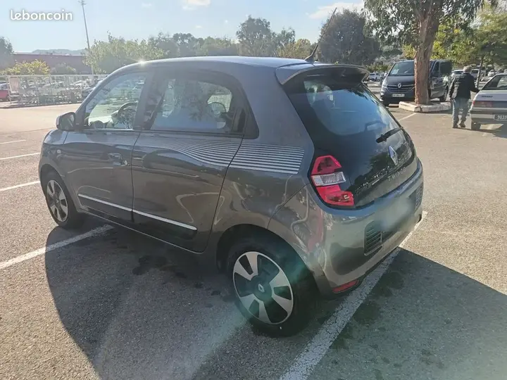 Renault Twingo 2018 photo 2