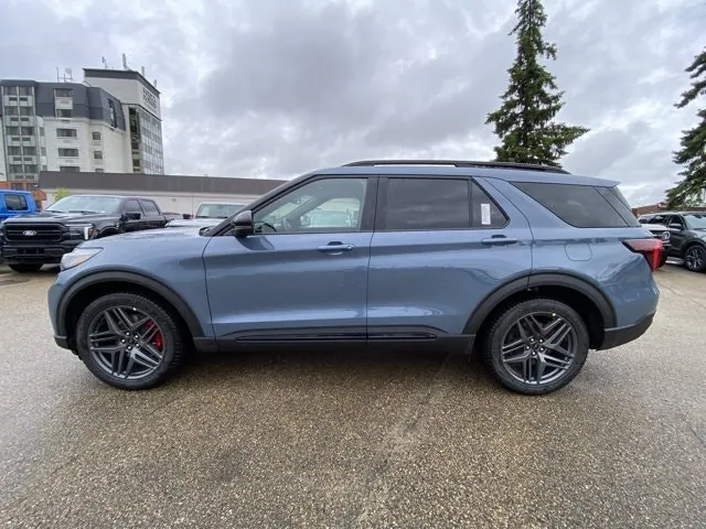 Ford Explorer 2026 photo 4