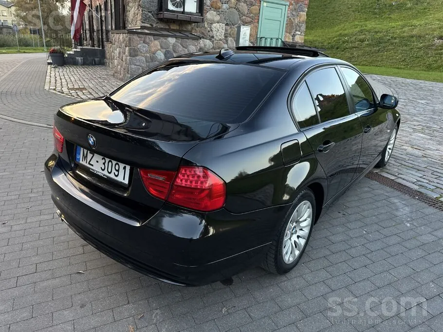 BMW 318D 2008 photo 4