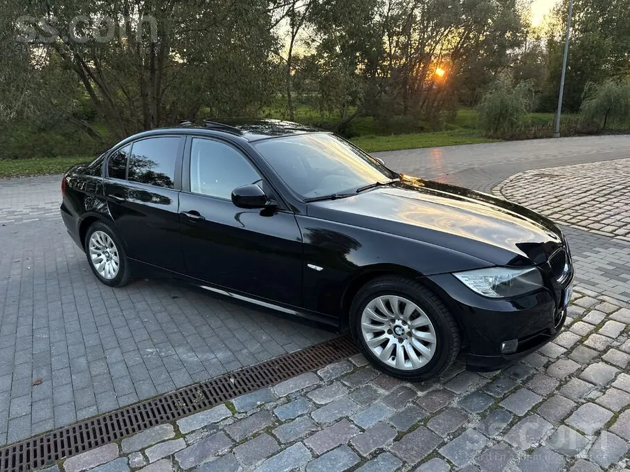 BMW 318D 2008 photo 2