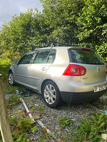 Volkswagen Golf 2005 photo 2