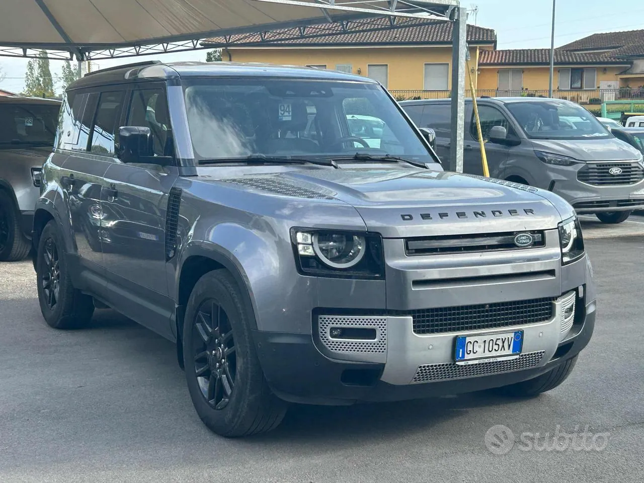Land Rover Defender