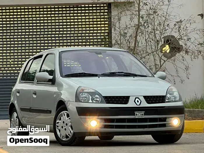Renault Clio 2007 photo 2