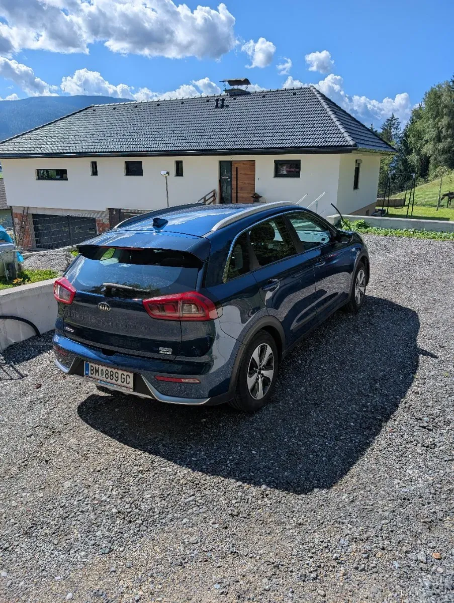 Kia Niro 2016 photo 3