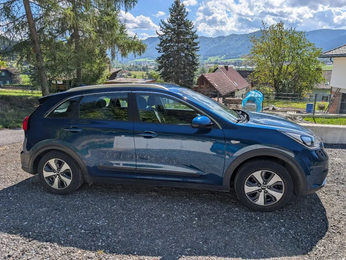 Kia Niro 2016 photo 2