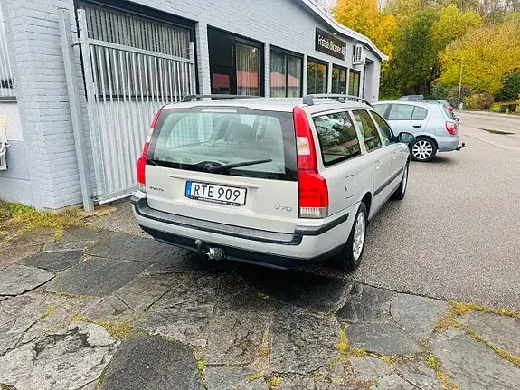 Volvo V70 2003 photo 3