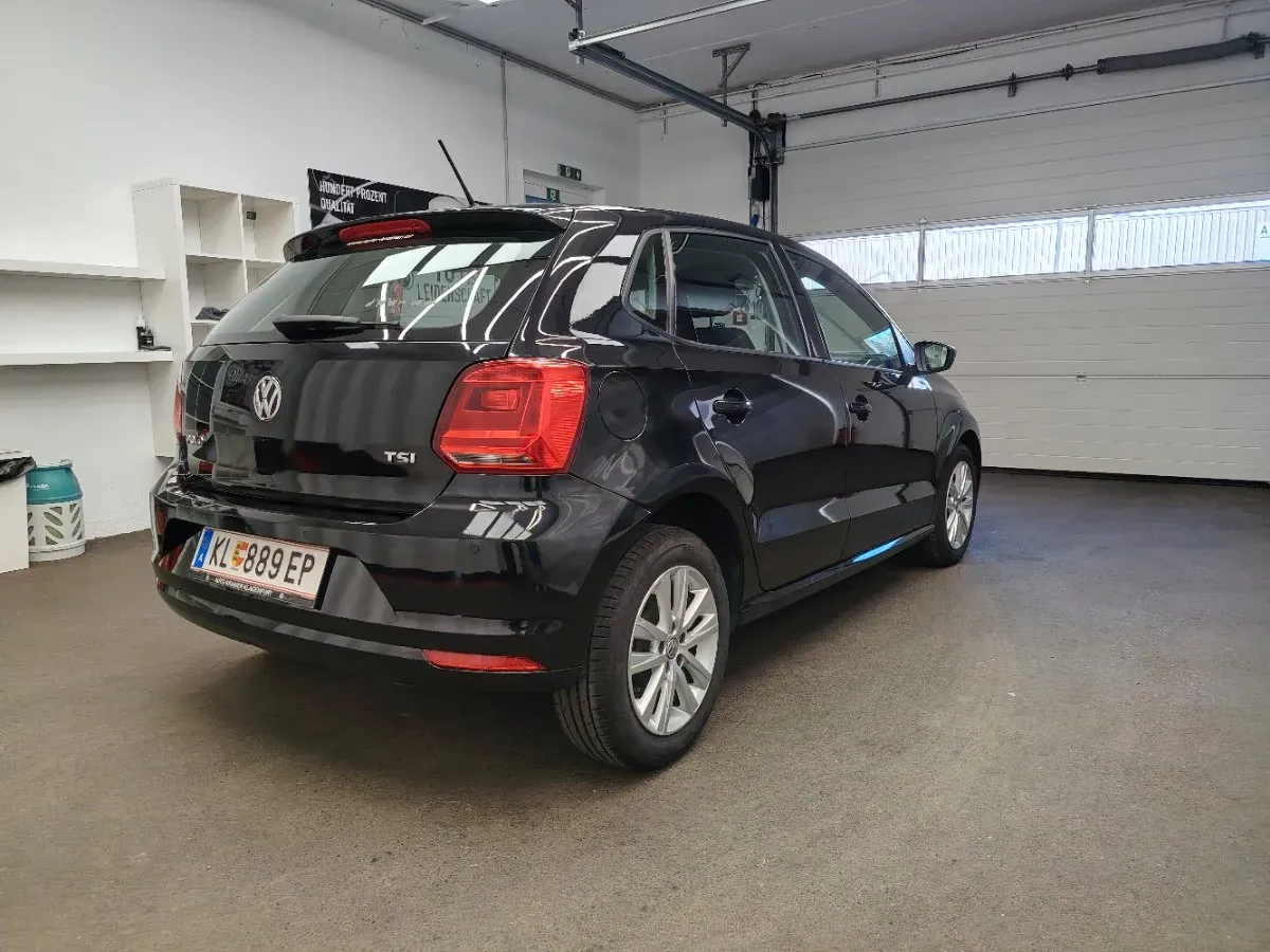 Volkswagen Polo 2017 photo 2