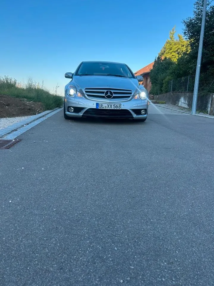 Mercedes-Benz R-320 Cdi