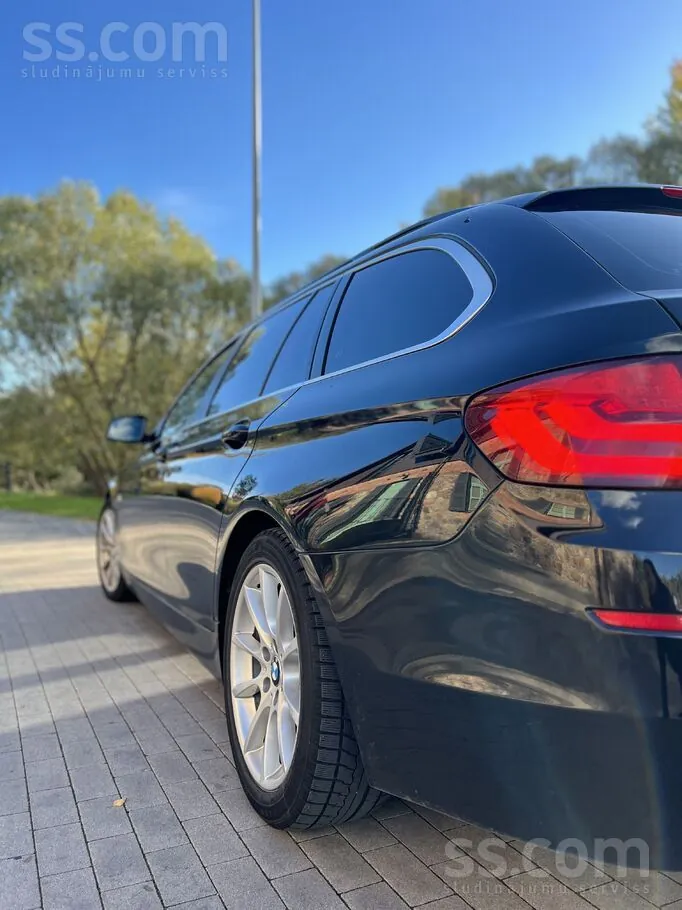 BMW 530 2011 photo 3