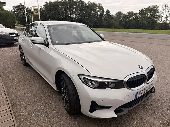 BMW 330E 2021 photo 5