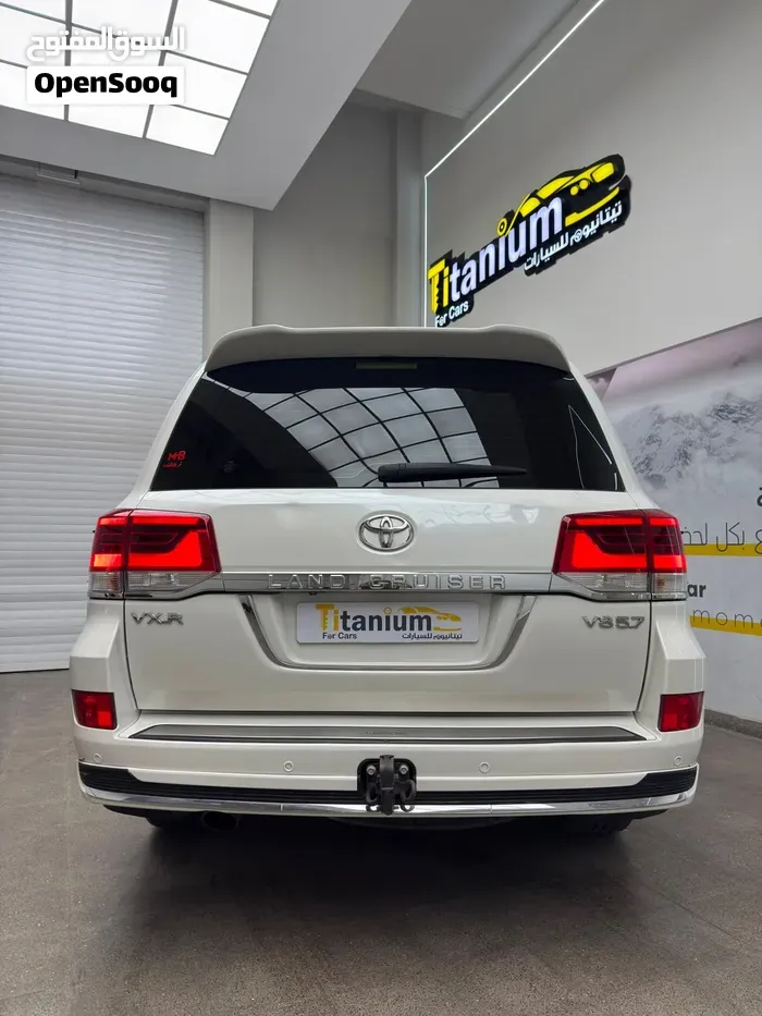 Toyota Land Cruiser 2017 photo 3