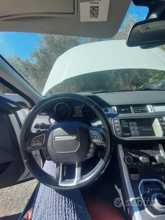 Land Rover Range Rover Evoque 2014 photo 4