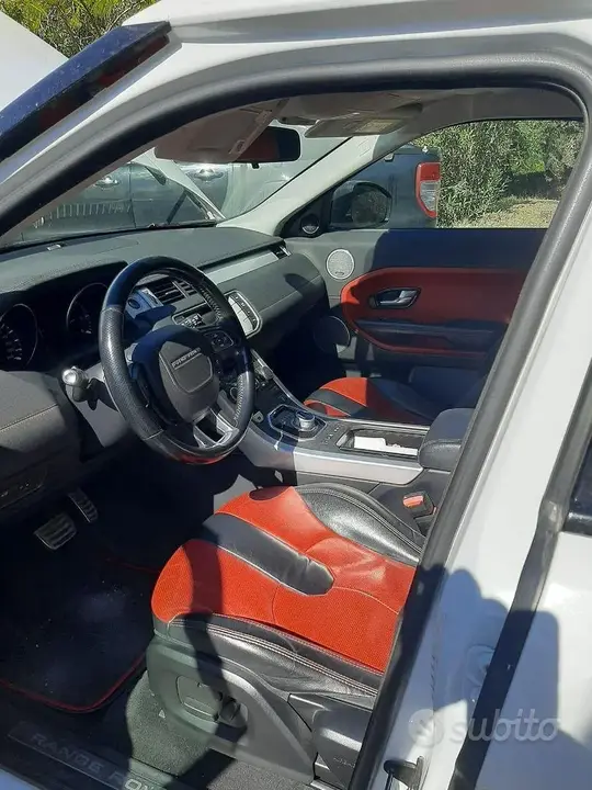 Land Rover Range Rover Evoque 2014 photo 3