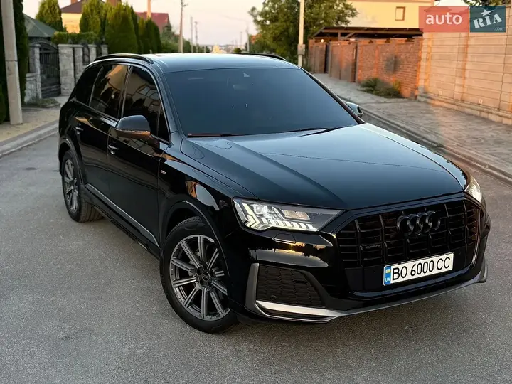Audi Q7 2021 photo 3