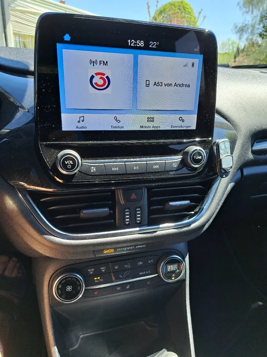 Ford Fiesta 2020 photo 2