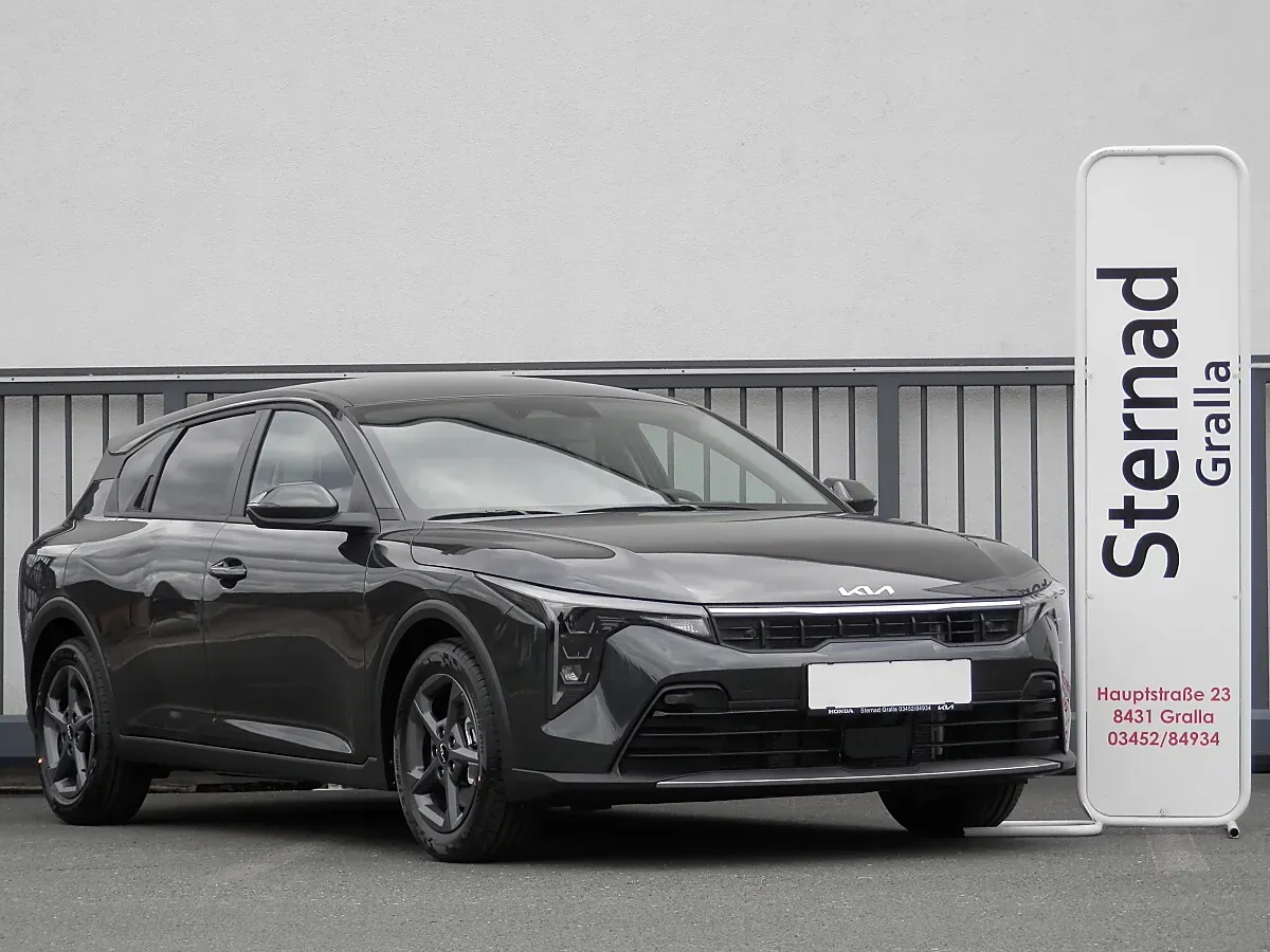 Kia K4 photo 2